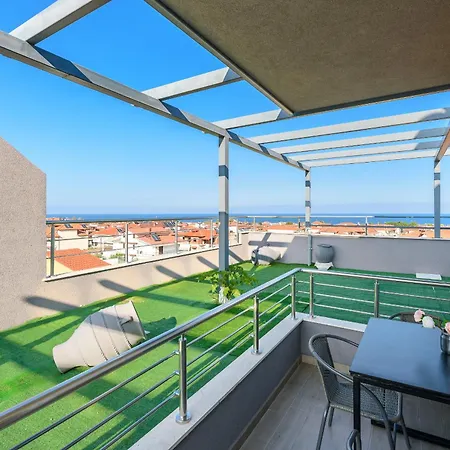 Philippos Residences